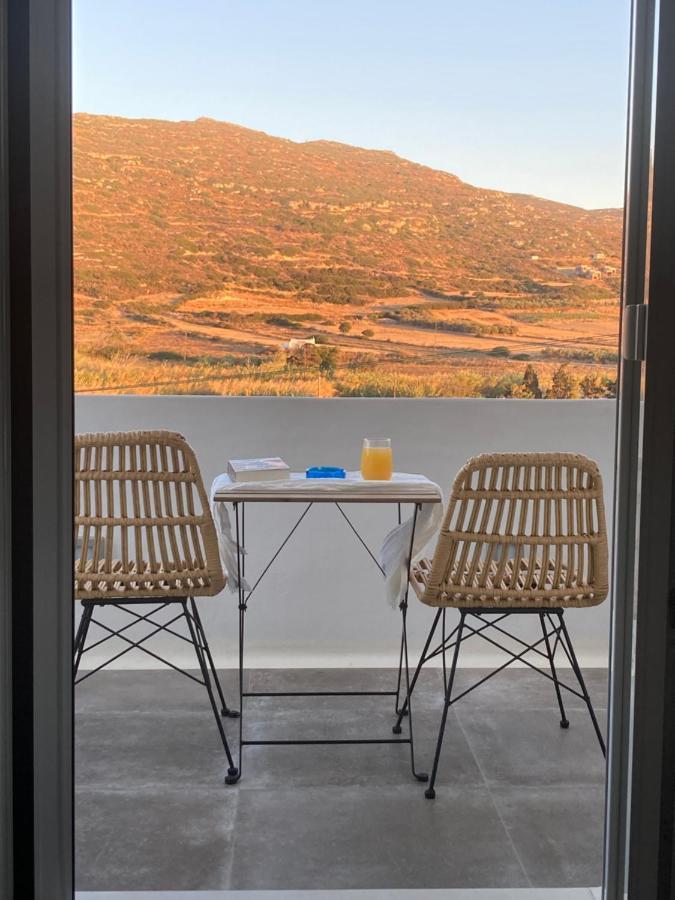 Ninemia Naxos Suites Agios Thaleleos Eksteriør billede